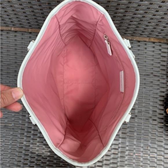 Dior Tote - Picture 14 of 14